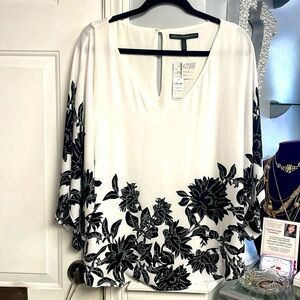 White House Black Market Top🔥